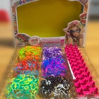 Gioco bimba Crea bracciali fai da te con elastici
