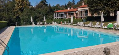 Trilocale fronte piscina