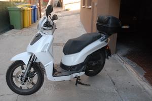 scooter, 125 kymco mod people