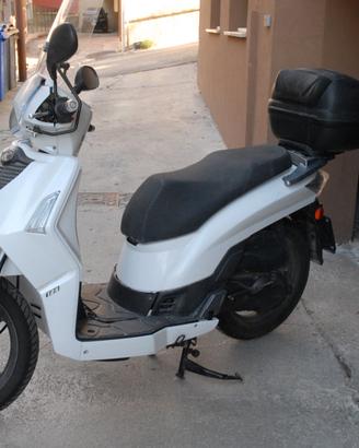 scooter, 125 kymco mod people