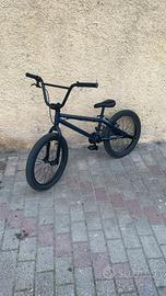 BMX TRIK 