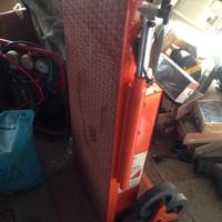 Carrello sali scale elettrico