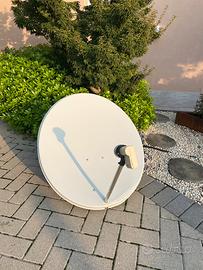 Antenna satellitare