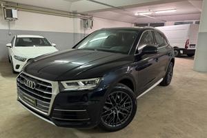 AUDI Q5 40 TDI quattro Business Sport