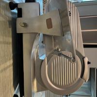 Affettatrice professionale acciaio inox 100%