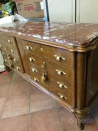 Como 8 cassetti radica stile Chippendale