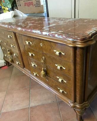 Como 8 cassetti radica stile Chippendale