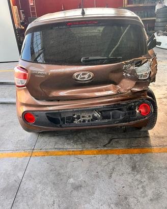 HYUNDAI i10 RICAMBI USATI GARANTITI