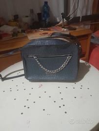 borsa Guess originale come nuova 