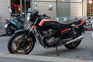 Honda CB 750 bol d'or