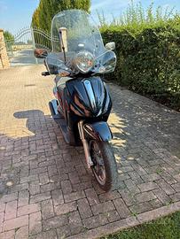 Piaggio Beverly 500