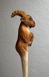 Penna Artigianale Scultura Legno Stambecco