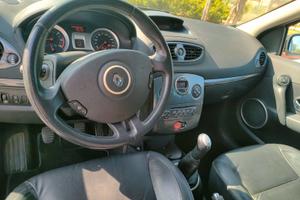 Renault Clio Le iene nera