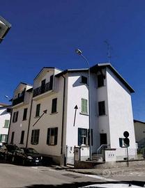 Immobile in asta di 94 m² con 3 locali e box auto 