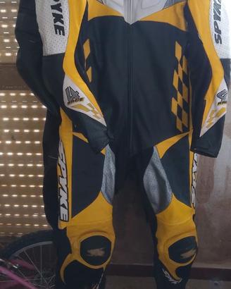 Abbigliamento moto