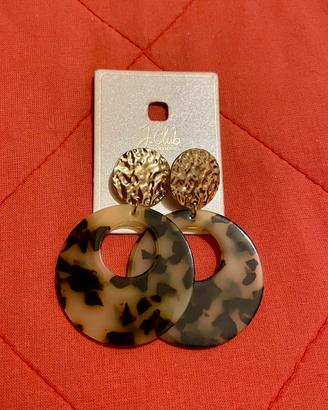 Orecchini pendenti J. Club stile leopardato