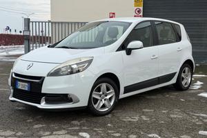 Renault Scenic Scénic XMod 1.6 GPL Wave