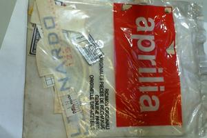 DECALCO SERIE LEONARDO 125 AP8137955