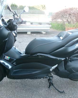 YAMAHA XMAX IRON MAX 400
