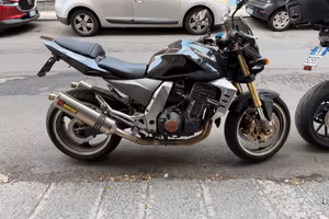 Kawasaki Z1000 - 2004