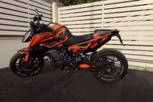 Ktm duke 790