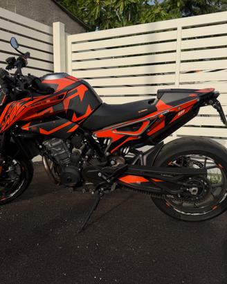 Ktm duke 790