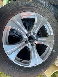 4 cerchi con gomme invernali 235/60R18