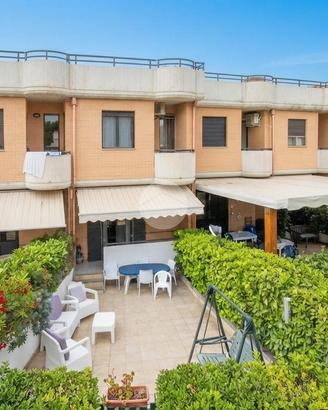 VILLA A SCHIERA A VASTO