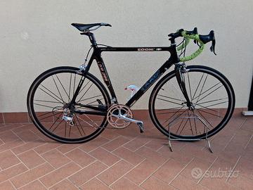 Bici da corsa  in  carbonio Look