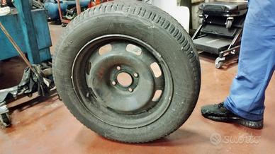 4 Gomme invernali e cerchioni per C3 o Peugeot 208