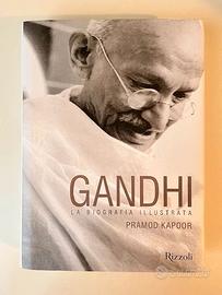 Gandhi. Pramod Kapoor