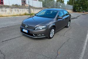 Volkswagen Passat 1.6 TDI Comfortline BlueM. Tech.