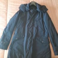 Cappotto uomo Woolrich colore blu.