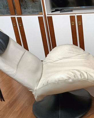 2 poltrone vintage reclinabili manualmente 40 € ca