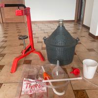 Imbottigliamento vino kit, damigiana, tappatrice