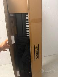 Yamaha  pianoforte P45B