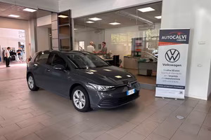 Volkswagen Golf 1.0 eTSI EVO DSG Life