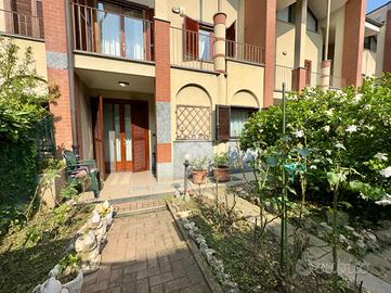 VILLA A SCHIERA A BORGARO TORINESE