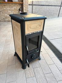 Stufa a legna La Nordica Dorella L8 6,5 kW – €450