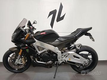 Aprilia Tuono V4 R APRC '11
