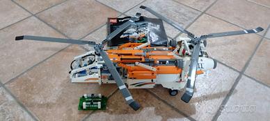 LEGO 42052 TECHNIC Heavy Lift Helicopter, completo
