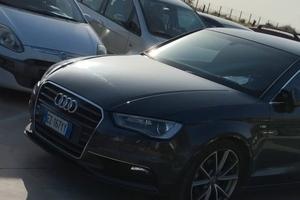 Audi A3 Sedan S-line 2.0TDI 150CV