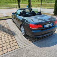  Auto BMW Cabrio 320I