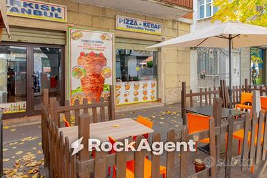 Attività / Licenza di 50 m² con 1 locale a Carmagn