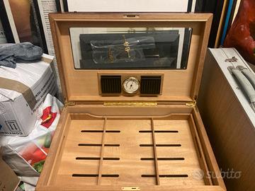 Portasigari in legno di cedro