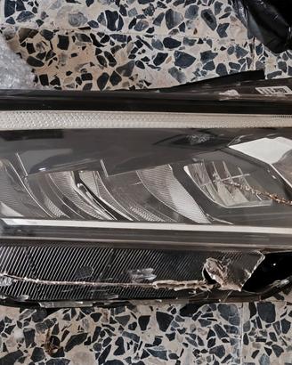 FARO DX I20 N INCIDENTATO + SCOCCA NUOVA 