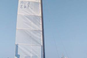 Catamarano bimare f18 ht