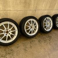 Gomme e cerchi da 17’ Mercedes
