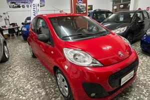 Peugeot 107 1.0 Benz Servosterzo A/C