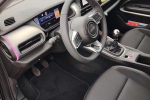  jeep. Avenger 1200 benzina